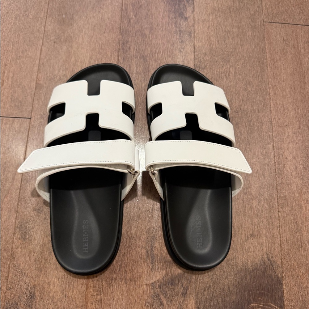 Hermès White and Black Sandals